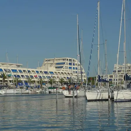 Le Grand Pavois Vue Port De Plaisance Apartment Le Grau-du-Roi