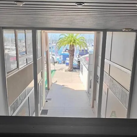 Le Grand Pavois Vue Port De Plaisance Apartment Le Grau-du-Roi
